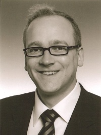 Dr. Jan-Philipp Weiß Dr. Jan-Philipp Weiß