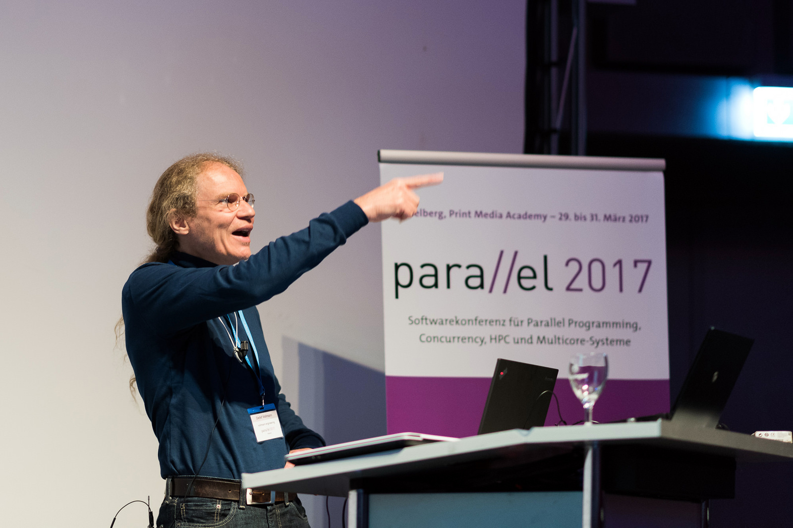 parallel parallel